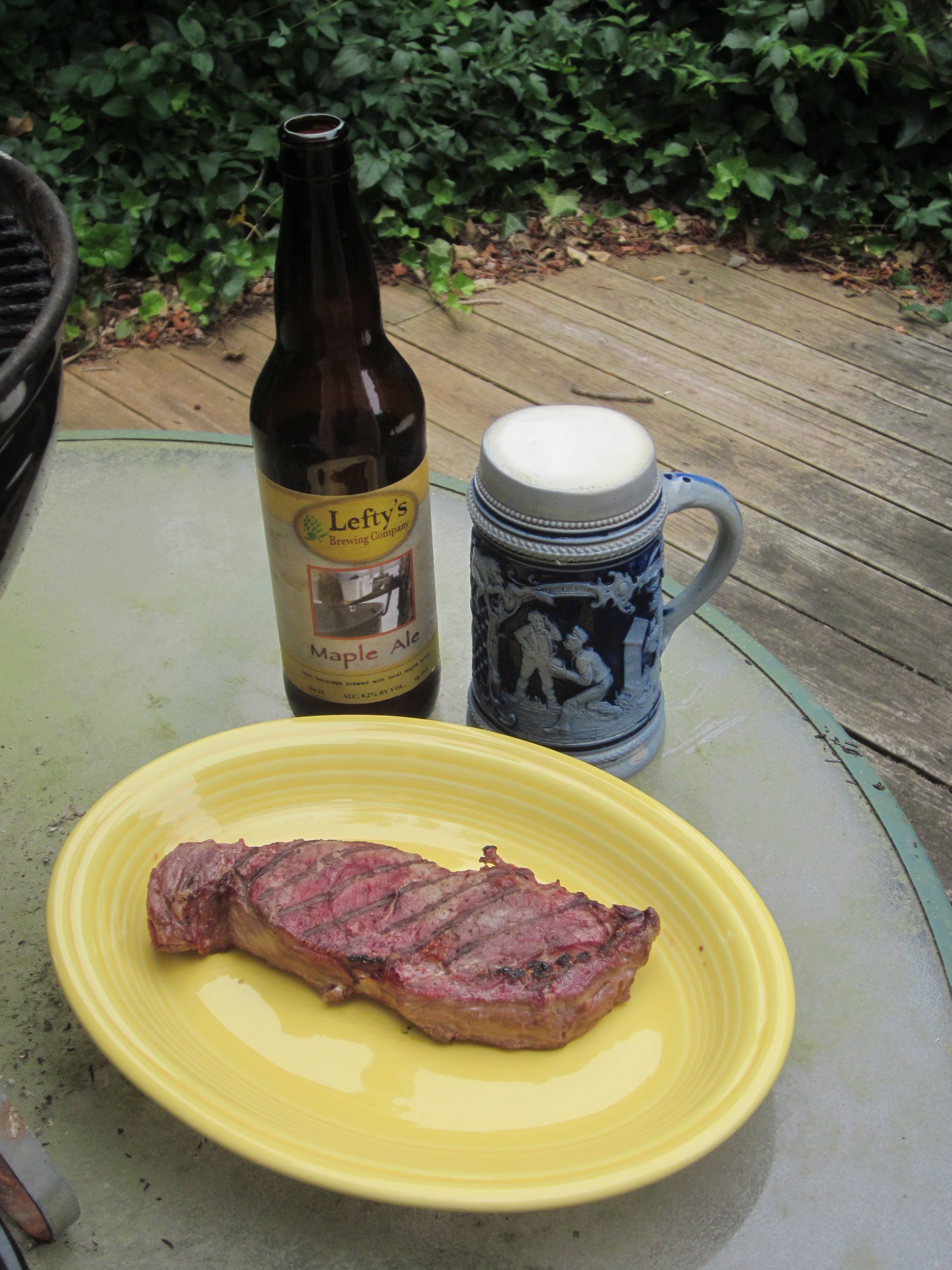 Lefty's maple Ale with a Grilled Steak