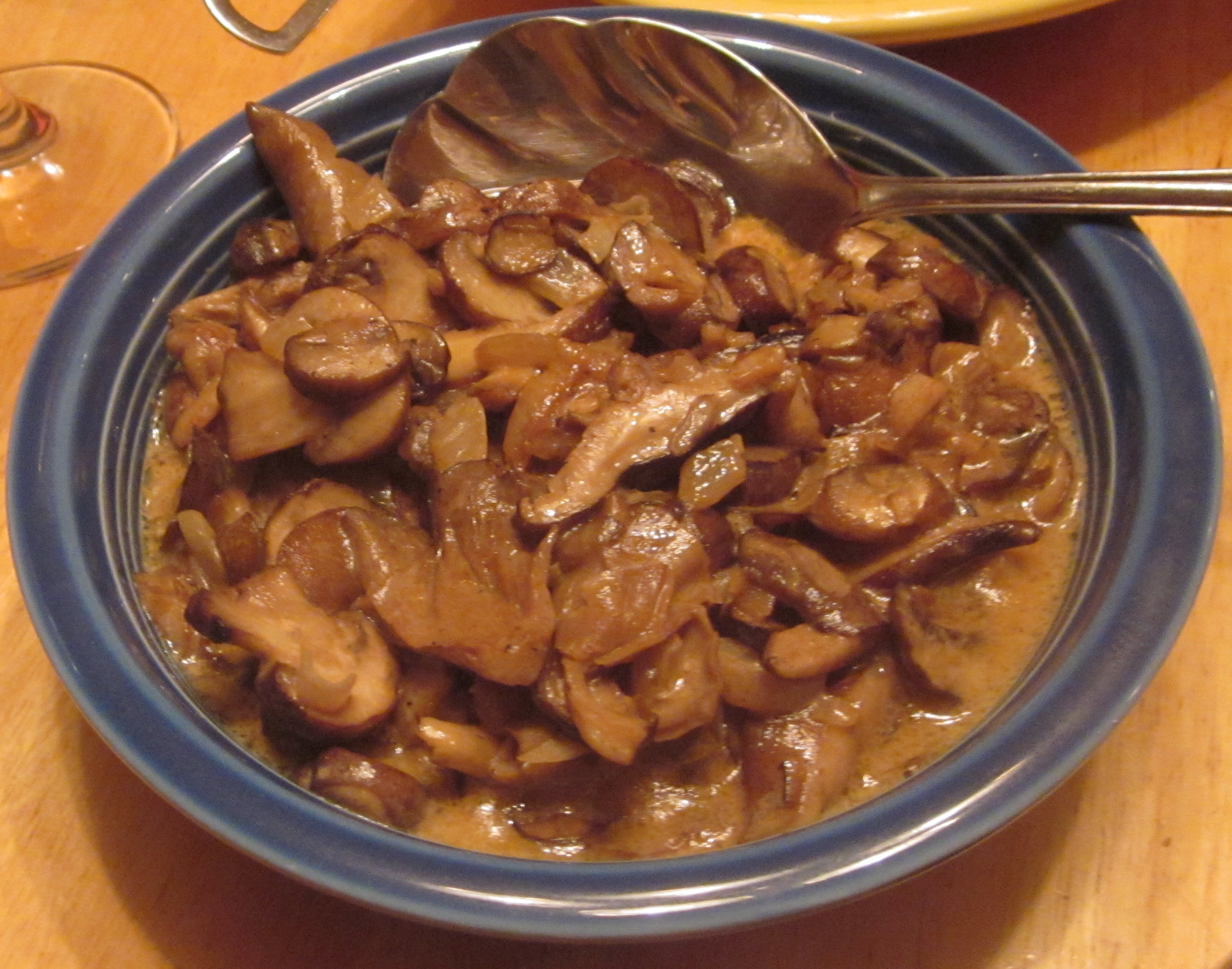 Russian-style Mushrooms with Cream amd Madeira