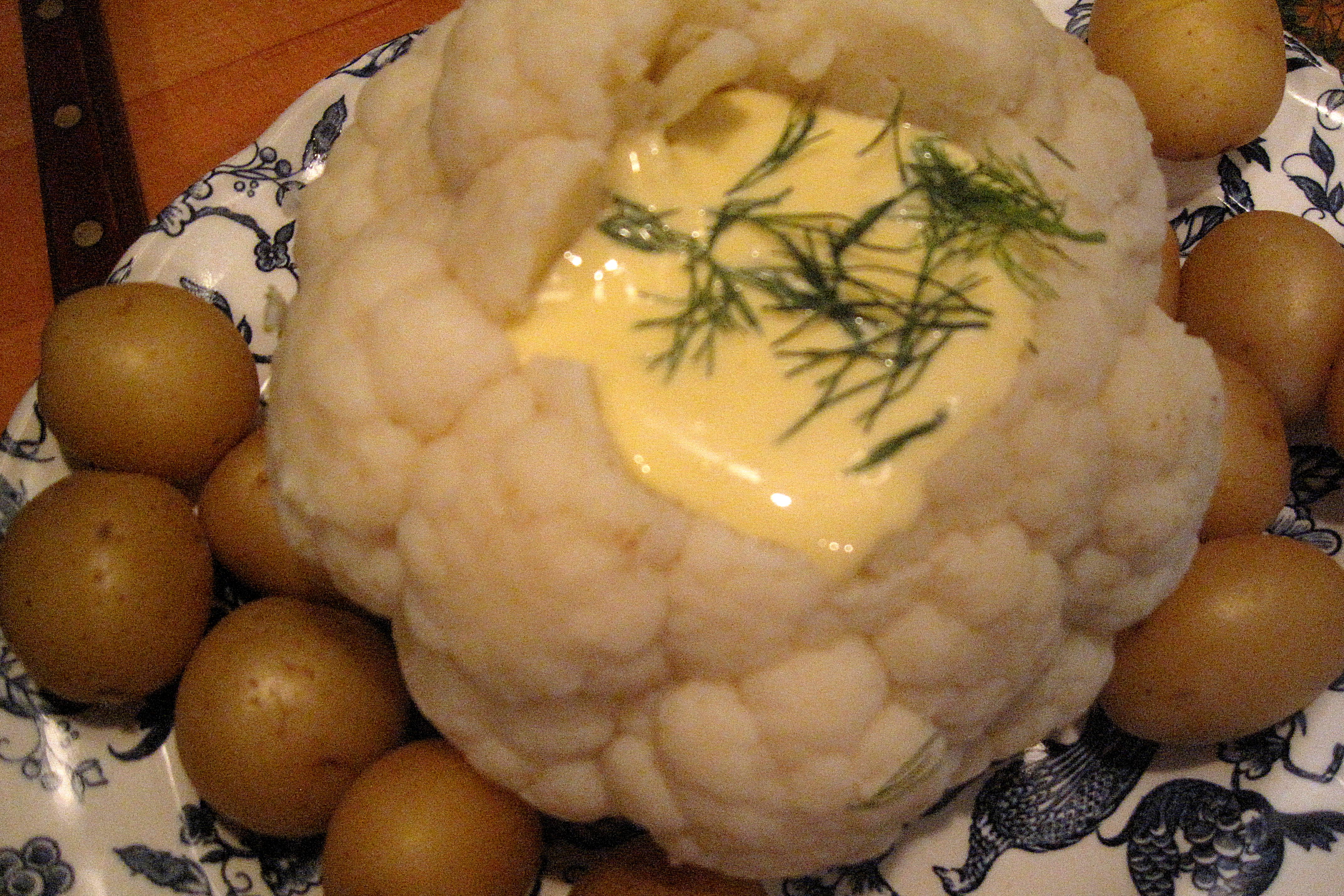 Aioli in Cauliflower Bowl