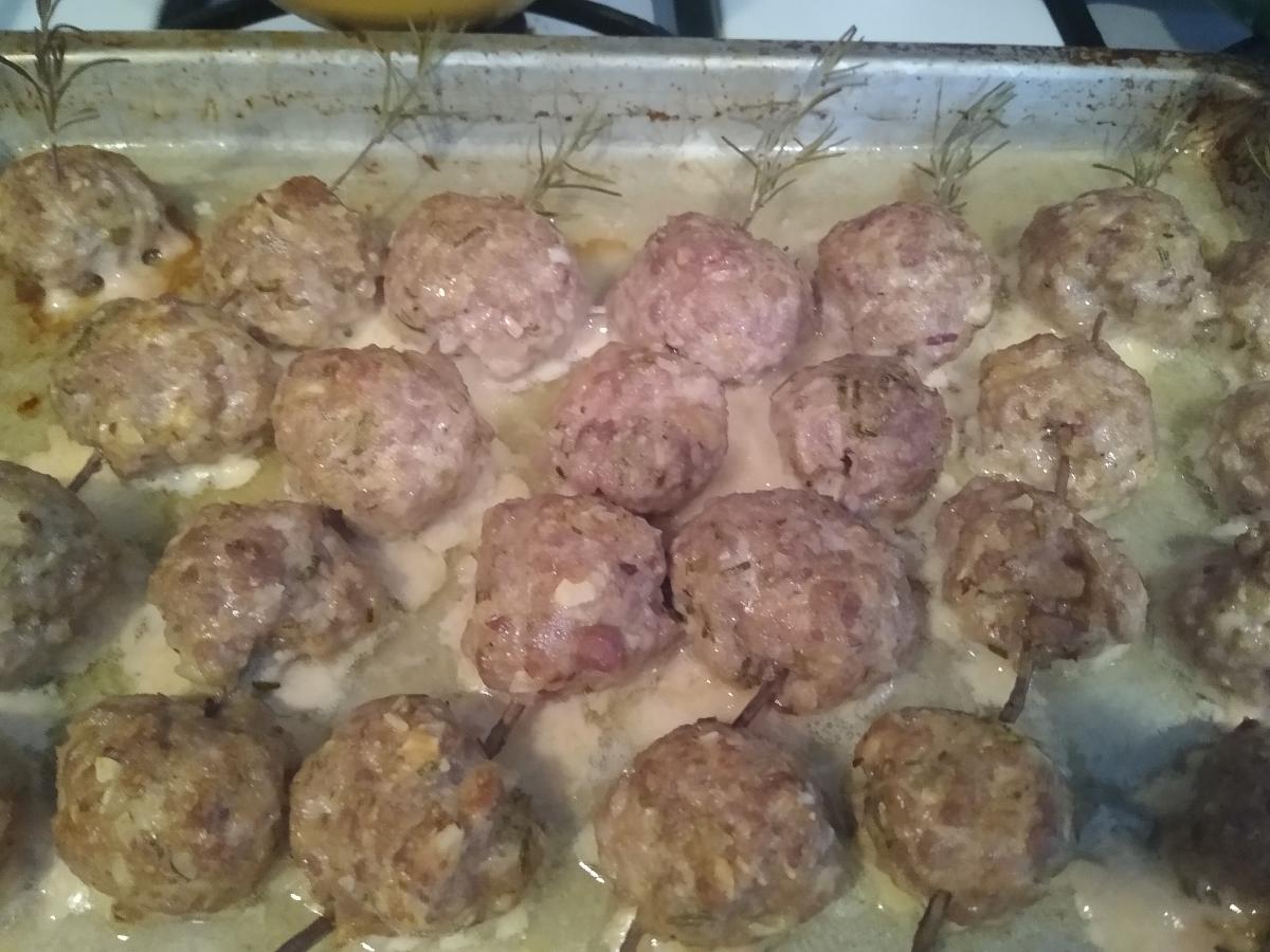 Herb-Perfumed Pork Meatballs