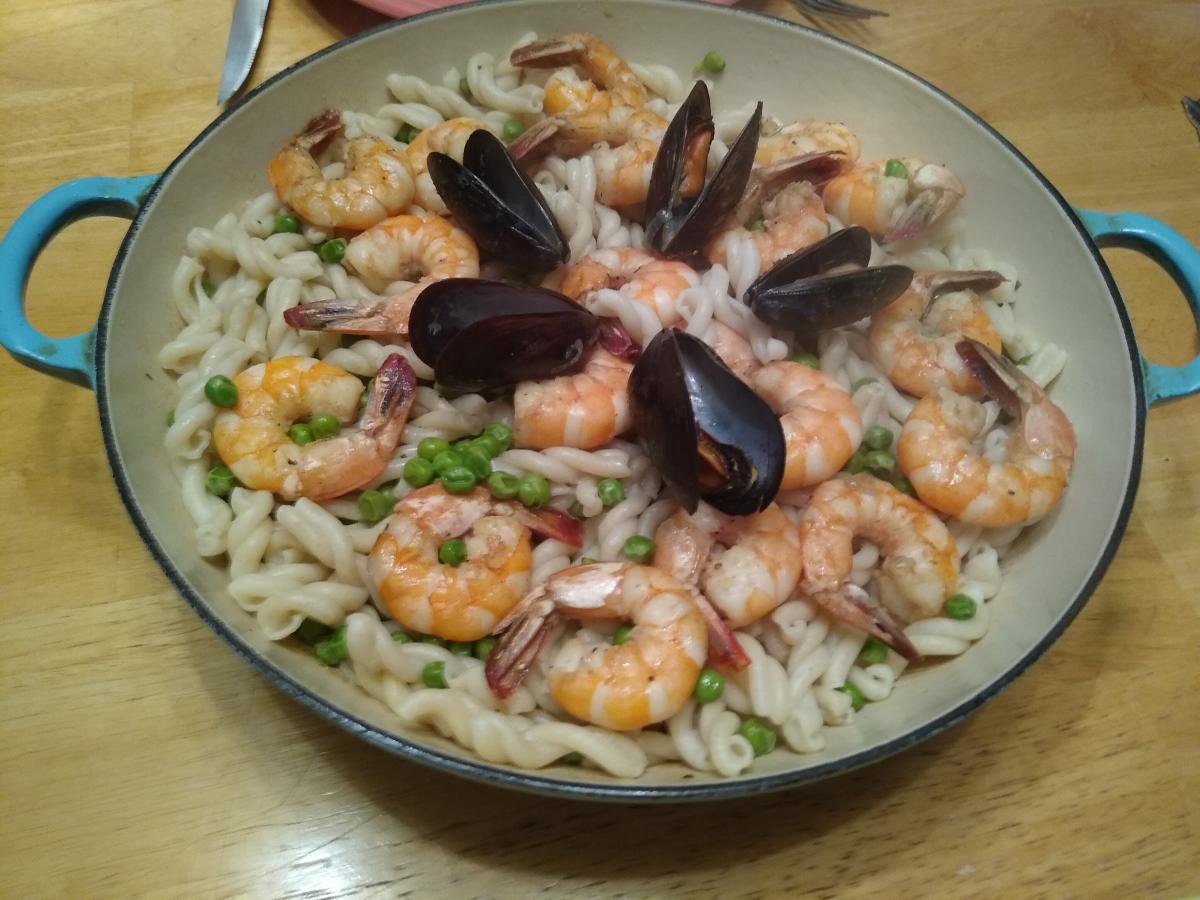 Pasta with Peas and Shrimp