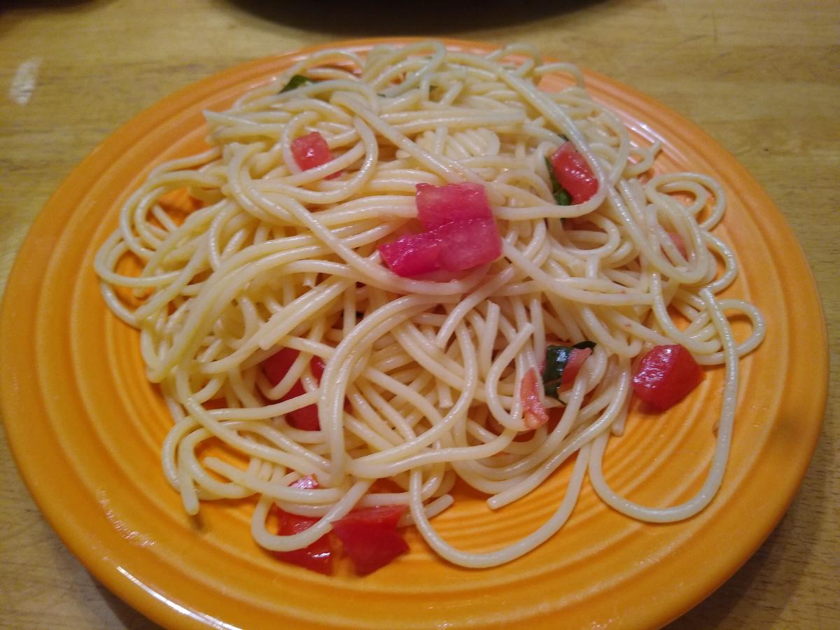 Spaghetti al Pomodoro Crudo