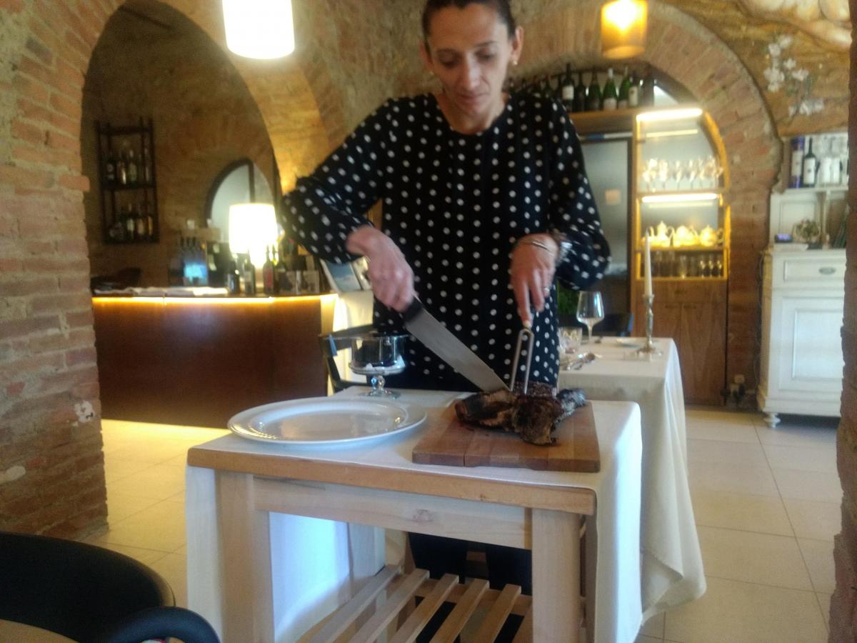 Tableside carving the bistecca