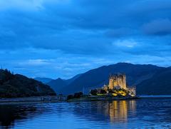 "Eilean Donan Castle"