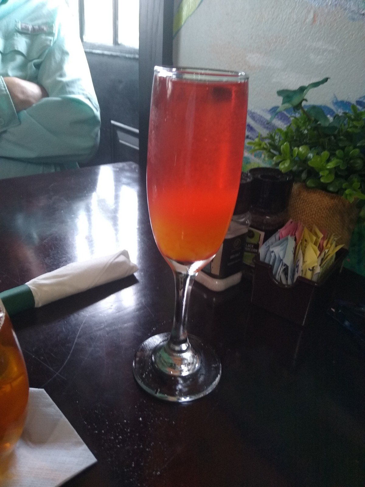 "Boye Sparkle Cocktail"