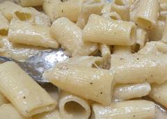 "Rigatoni Cacio e Pepe"