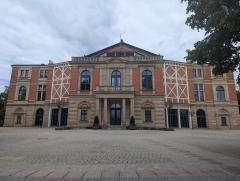 "Bayreuth Festspielhaus"